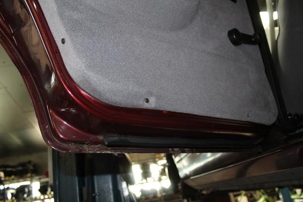 Foto: TÜR HINTEN LINKS ( '90 ) eines Ford Sierra