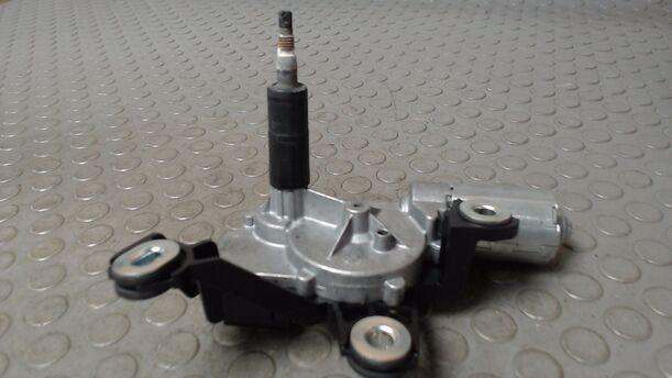 Foto: SCHEIBENWISCHERMOTOR HINTEN eines VW Polo 1.2 Highline
