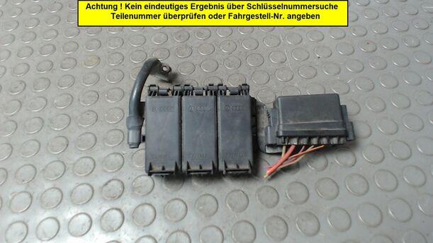 Foto: SICHERUNGSKASTEN BATTERIE eines VW Polo 1.2 Highline