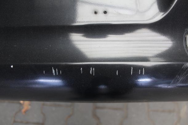 Foto: STOSSFÄNGER/ STOßSTANGE HINTEN ( 4 TÜRER ) eines Peugeot 607 HDI 135 TS