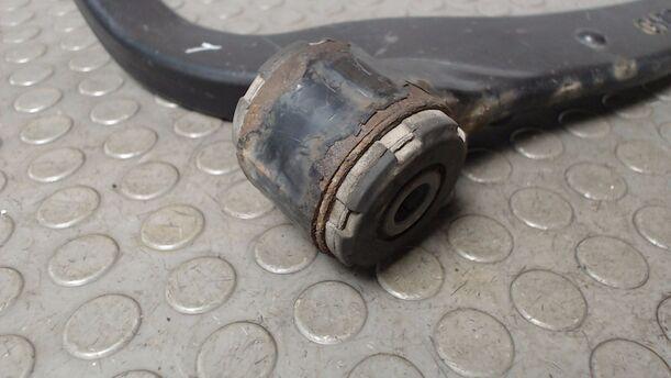 Foto: QUERLENKER VORN LINKS eines Peugeot 607 HDI 135 TS