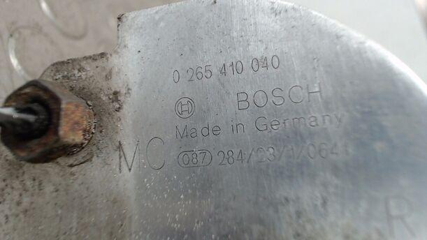 Foto: VORLADEPUMPE/ HYDRAULIKPUMPE ESP eines Peugeot 607 HDI 135 TS