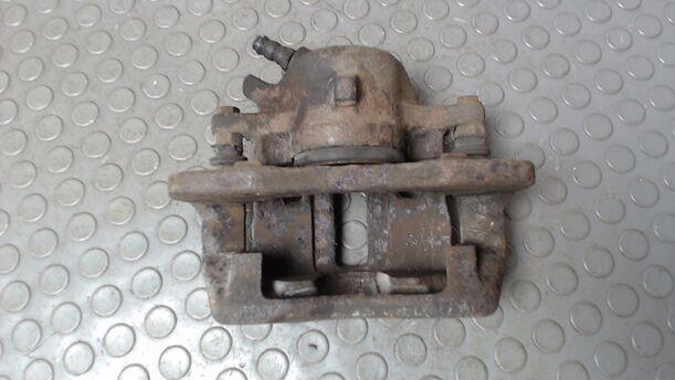 Foto: BREMSSATTEL VORN LINKS eines Peugeot 607 HDI 135 TS