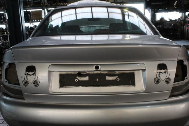 Foto: HECKKLAPPE / HECKDECKEL eines Audi A4 1.8 GL