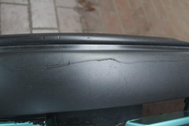 Foto: STOSSFÄNGER/ STOßSTANGE VORN ( MOD 95 ) eines Opel Astra 255 592/Z24