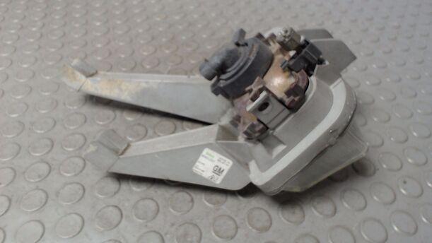Foto: NEBELSCHEINWERFER LINKS ( MOD 95 ) eines Opel Astra GL