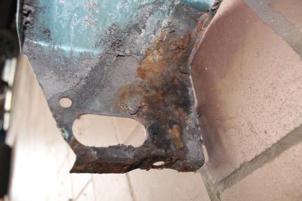 Foto: KOTFLÜGEL RECHTS ( MOD 95 ) eines Opel Astra 255 592/Z24