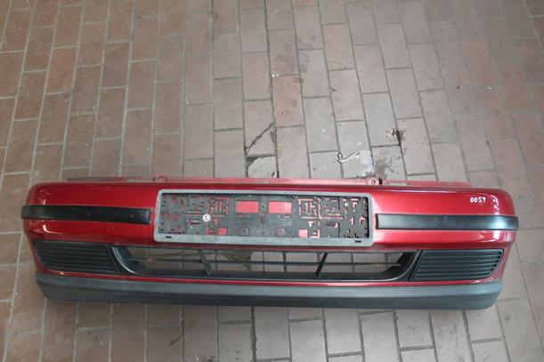 Foto: STOSSFÄNGER/ STOßSTANGE VORN eines Seat Cordoba Vario 1.6i