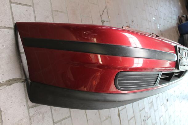 Foto: STOSSFÄNGER/ STOßSTANGE VORN eines Seat Cordoba Vario 1.6i