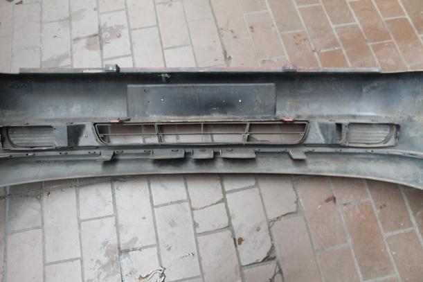 Foto: STOSSFÄNGER/ STOßSTANGE VORN eines Seat Cordoba Vario 1.6i