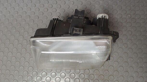 Foto: SCHEINWERFER LINKS eines Seat Cordoba Vario 1.6i