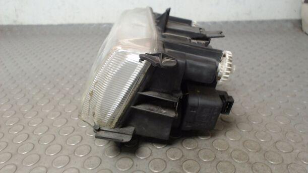 Foto: SCHEINWERFER LINKS eines Seat Cordoba Vario 1.6i