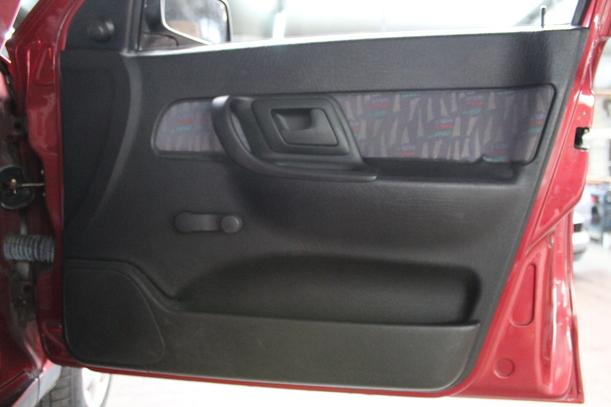 Foto: TÜR VORN RECHTS ( 4/5 TÜRER ) eines Seat Cordoba Vario 1.6i