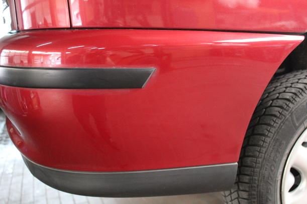 Foto: STOSSFÄNGER/ STOßSTANGE HINTEN ( VARIO ) eines Seat Cordoba Vario 1.6i