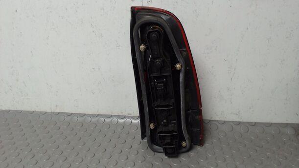 Foto: HECKLEUCHTE/ RÜCKLEUCHTE LINKS eines Seat Cordoba Vario 1.6i
