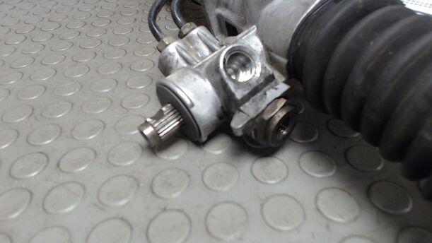Foto: SERVOLENKUNG eines Seat Cordoba Vario 1.6i