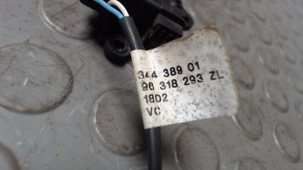 Foto: TEMPOMATSCHALTER eines Peugeot 607 HDI 135 TS