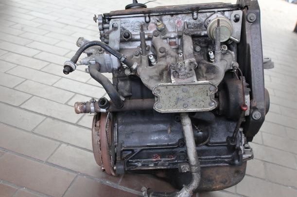 Foto: MOTOR HB eines VW POLO TYP 86