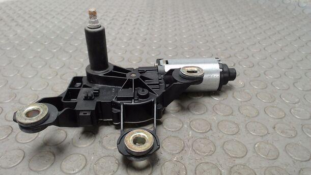 Foto: SCHEIBENWISCHERMOTOR HINTEN eines Ford Fusion 1.4
