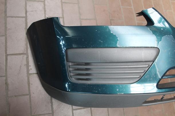 Foto: STOSSFÄNGER/ STOßSTANGE VORN ( VOR FACELIFT/ FÜR BASTLER ) eines Ford Focus Turnier 1.6 TDCi GLi
