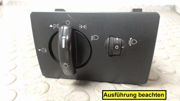 Foto: LICHTSCHALTER eines Ford Focus Turnier 1.6 TDCi
