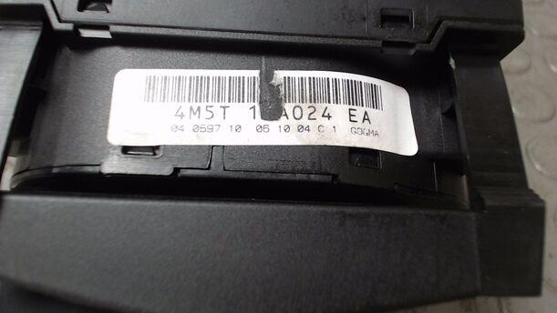 Foto: LICHTSCHALTER eines Ford Focus Turnier 1.6 TDCi