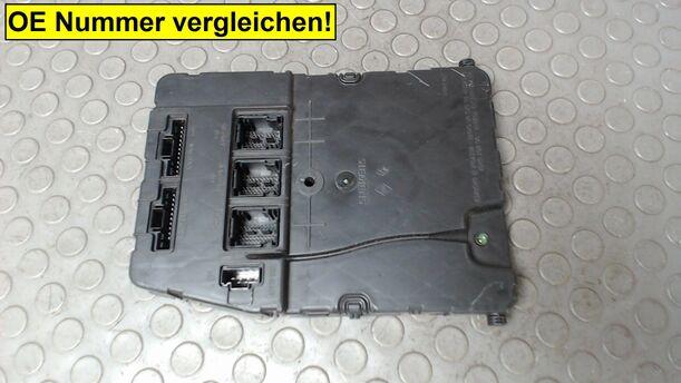 Foto: BORDNETZSTEUERGERÄT/  UCH STEUERGERÄT eines Renault Megane 2.0 Turbo Coupe-Cabriolet GL