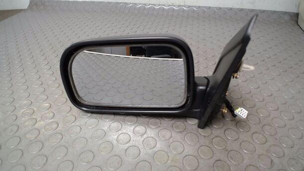 Foto: AUSSENSPIEGEL ELEKTRISCH VERSTELLBAR LINKS eines Mitsubishi Space Runner GLX