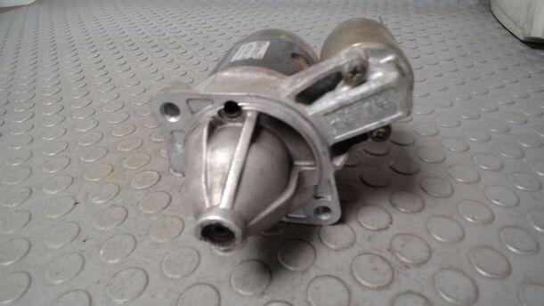 Foto: ANLASSER / STARTER eines Mitsubishi Space Runner Saphir
