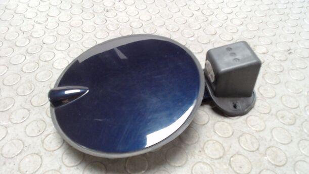 Foto: TANKKLAPPE / TANKDECKEL eines Opel Signum 2.2
