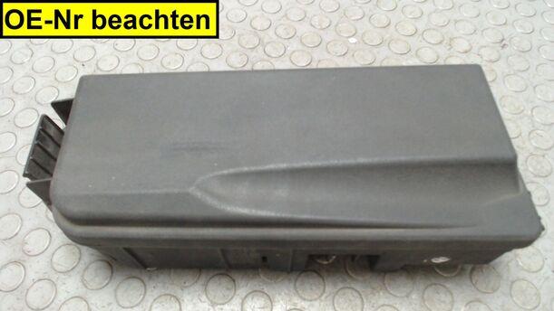 Foto: SICHERUNGSKASTEN eines Opel Signum 2.2