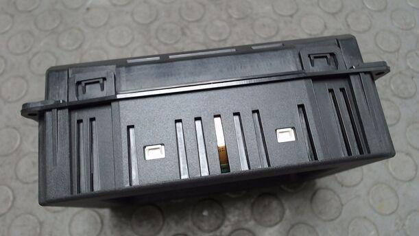 Foto: DISPLAY / BILDSCHIRM eines Opel Signum 2.2
