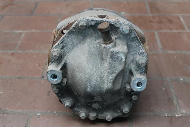 Foto: DIFFERENTIAL/ HINTERACHSGETRIEBE eines Mercedes-Benz C 220 T CDI GTI
