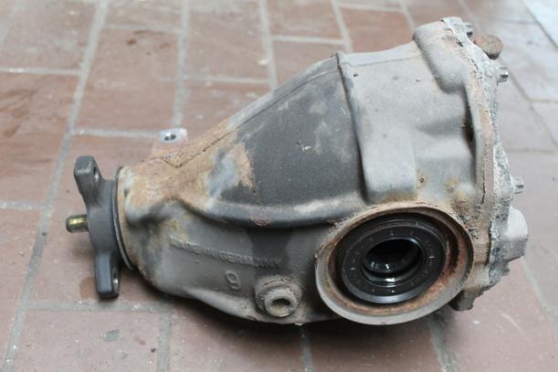 Foto: DIFFERENTIAL/ HINTERACHSGETRIEBE eines Mercedes-Benz C 220 T CDI GTI