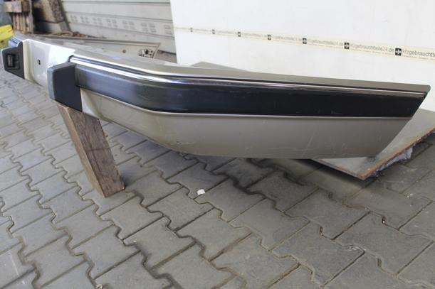 Foto: STOSSSTANGE / STOSSFÄNGER HINTEN eines Opel 2,2I