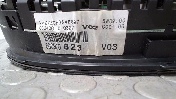 Foto: TACHOEINHEIT eines VW Polo 1.4 Xi