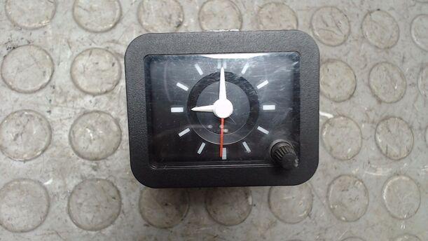 Foto: UHR eines Ford Sierra Turnier GL
