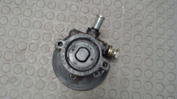 Foto: PUMPE SERVOLENKUNG eines Ford Sierra Turnier GL