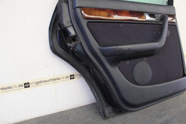 Foto: TÜR HINTERN LINKS ( VARIANT ) eines Audi 100 Avant