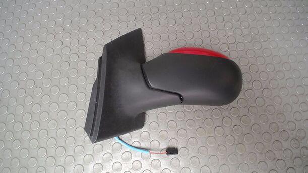 Foto: AUSSENSPIEGEL ELEKTRISCH VERSTELLBAR LINKS eines Citroen C2 1.1 GTI
