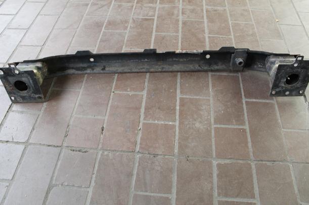 Foto: VERSTÄRKUNG VORN eines Citroen C2 1.1 GTI