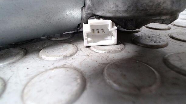Foto: SCHEIBENWISCHERMOTOR HINTEN eines Citroen C2 1.1 GTI