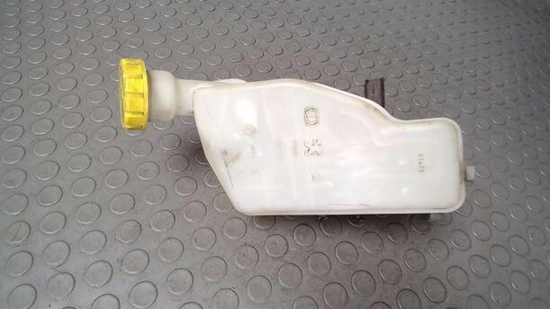 Foto: HAUPTBREMSZYLINDER eines Citroen C2 1.1 GTI