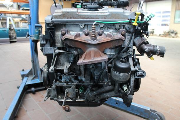 Foto: MOTOR HFX eines Citroen C2 1.1 Xi