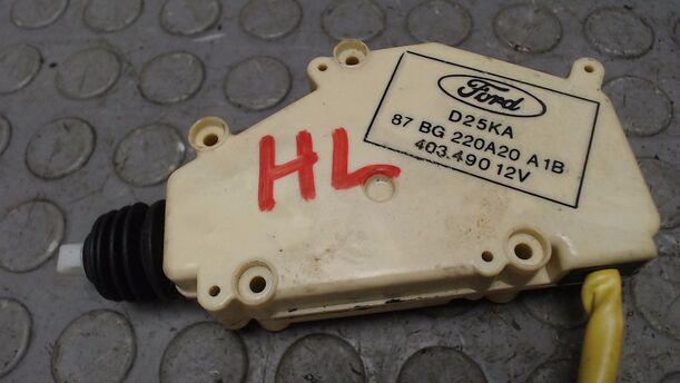Foto: STELLMOTOR ZENTRALVERRIEGELUNG HINTEN LINKS eines Ford Sierra Turnier CL