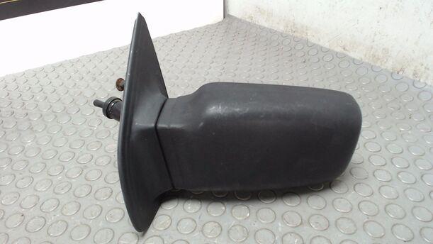 Foto: AUSSENSPIEGEL MECHANISCH VERSTELLBAR LINKS eines Ford Sierra Turnier GL