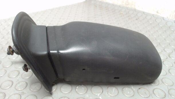 Foto: AUSSENSPIEGEL MECHANISCH VERSTELLBAR LINKS eines Ford Sierra Turnier GL