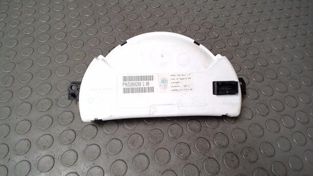 Foto: TACHOEINHEIT eines Citroen C2 1.1 SX