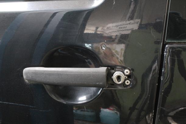 Foto: TÜR VORN LINKS eines Citroen C2 1.1 Highline