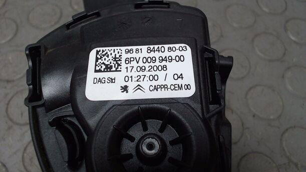 Foto: GASPEDAL eines Citroen C2 1.1 Highline